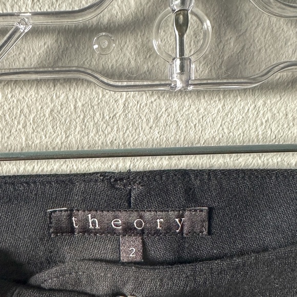 Theory Women’s Black Pants Size 2 Made In The USA - Picture 2 of 7